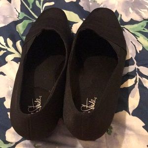 LifeStride Black slip on dress shoes